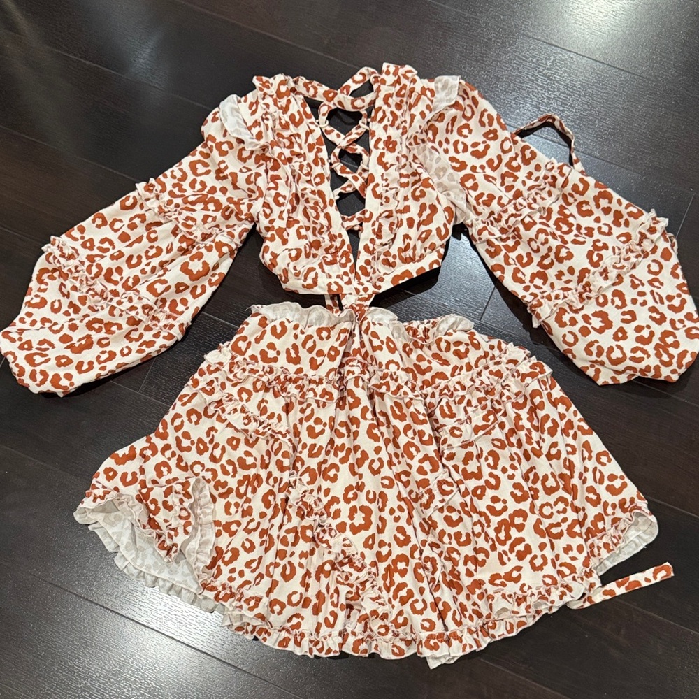Leopard Print Lace-Up Flowy Dress